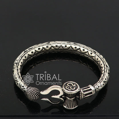 Unisex 925 sterling silver Shiva trident Kada bracelet with chitai work, tribal design, and intricate detailing.