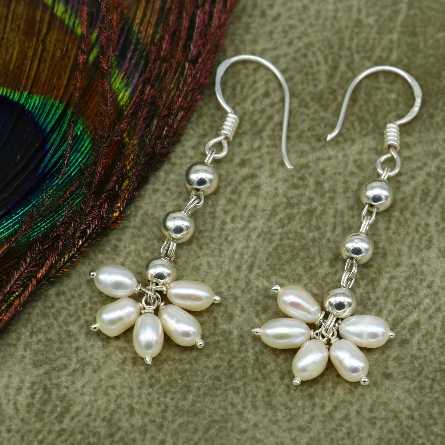 925 sterling silver custom-made hoops earring with a natural white pearl drop, perfect for bridesmaids and special occasions
