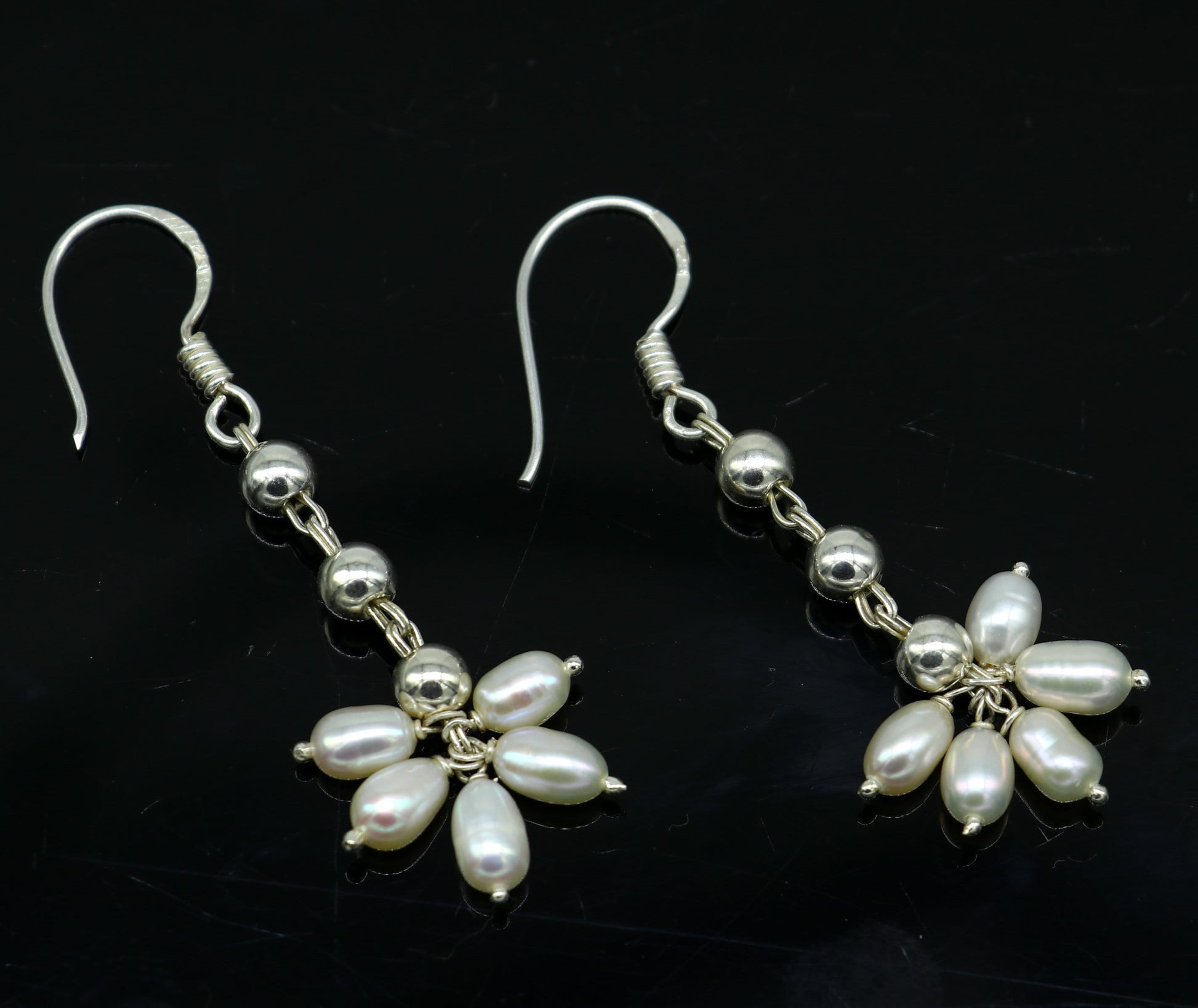 925 sterling silver custom-made hoops earring with a natural white pearl drop, bridal bridesmaid pearl dangle earring.