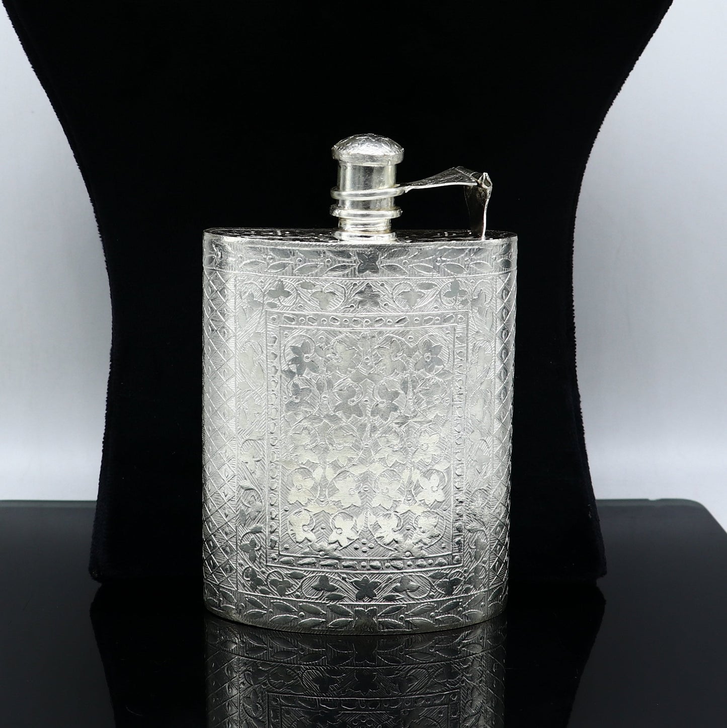 925 sterling silver customized design silver wine bottle, silver drink bottle, royal style silver article, gifting silver utensils  sv260 - TRIBAL ORNAMENTS