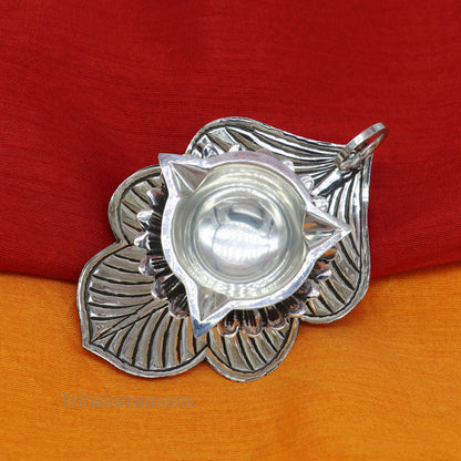 925 sterling silver Divine oil lamp with vintage tree leaf design, 3-joth traditional puja lamp, handcrafted Indian gifting utensil