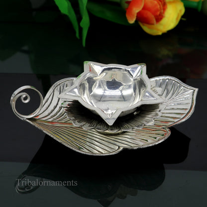 925 sterling silver Divine oil lamp with tree leaf vintage design, 5 joth traditional puja lamp from India by Tribal Ornaments