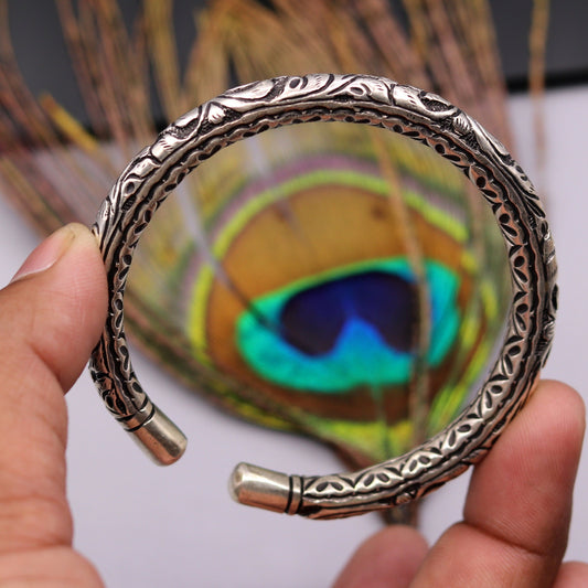 Fabulous 925 sterling silver handmade amazing engraving design wrist bangle bracelet kada, top class jewelry from Rajasthan India nsk63 - TRIBAL ORNAMENTS
