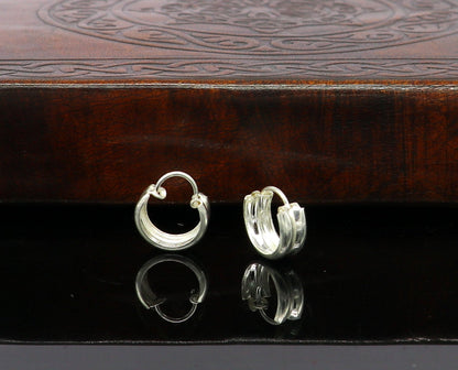925 sterling silver traditional Indian-style hoops earring by TRIBAL ORNAMENTS, lightweight and unisex design with intricate detailing