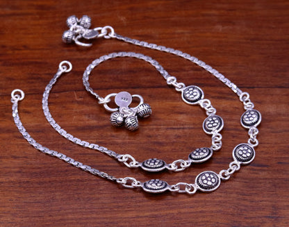 Sterling silver ankle bracelet with flower design, trendy charm feet bracelet, stylish tribal ornaments jewelry.