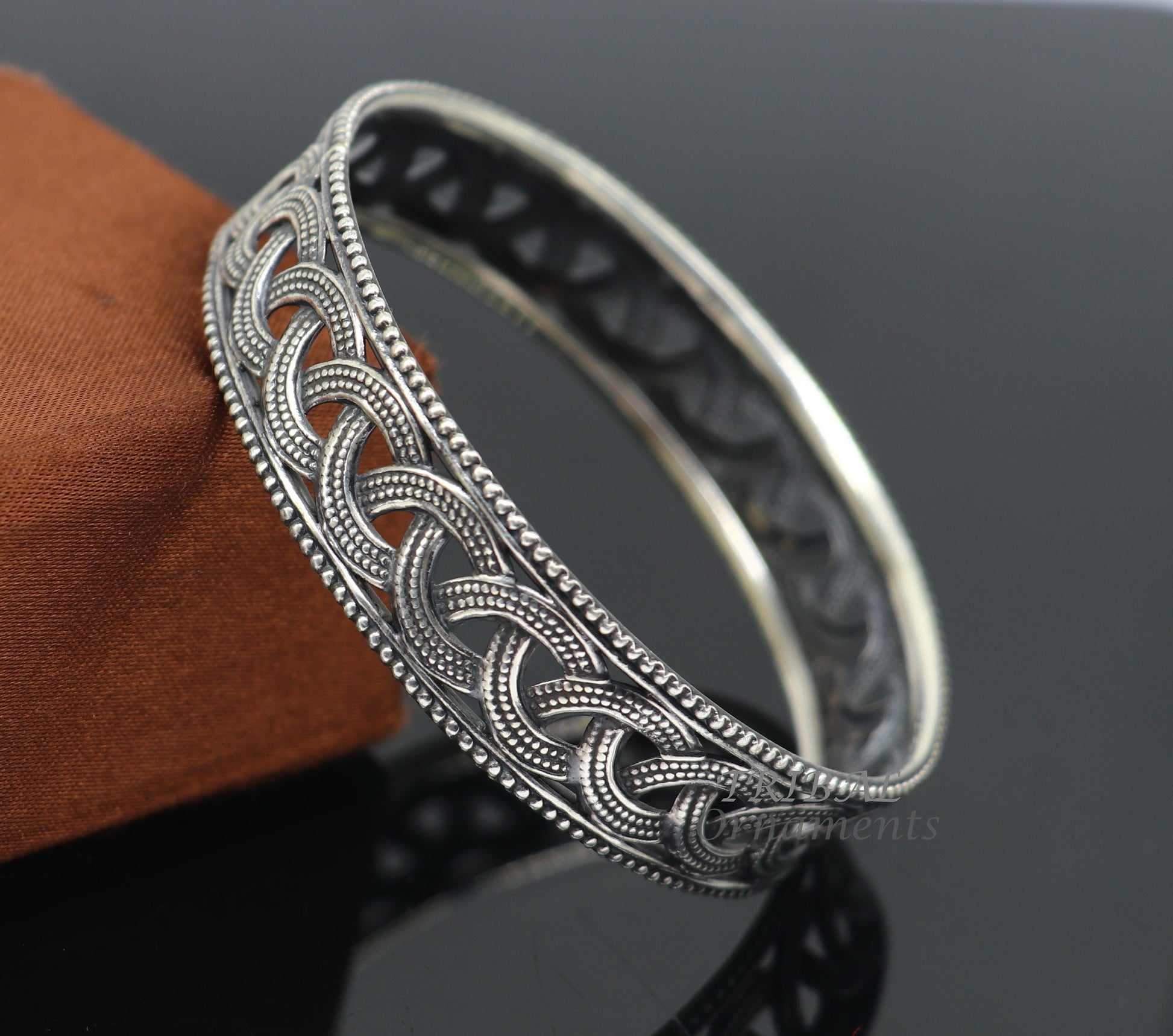 925 sterling silver flower design bangle bracelet from TRIBAL ORNAMENTS, part of brides wedding jewelry collection.