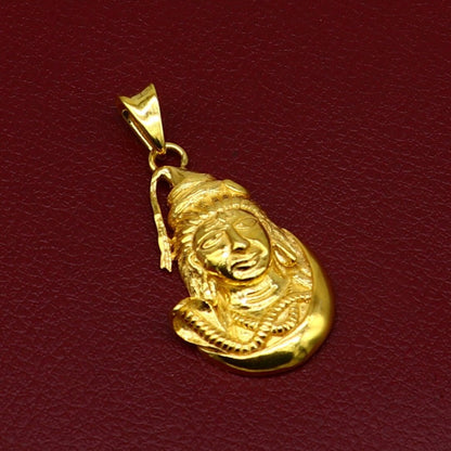 Sterling silver gold-polished Lord Shiva pendant, unisex Hindu jewelry, detailed divine idol locket, perfect for customized jewelry.