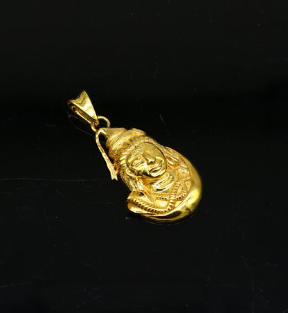 925 sterling silver gold-polished Lord Shiva pendant, unisex Hindu jewelry, detailed divine idol, custom pendant design.