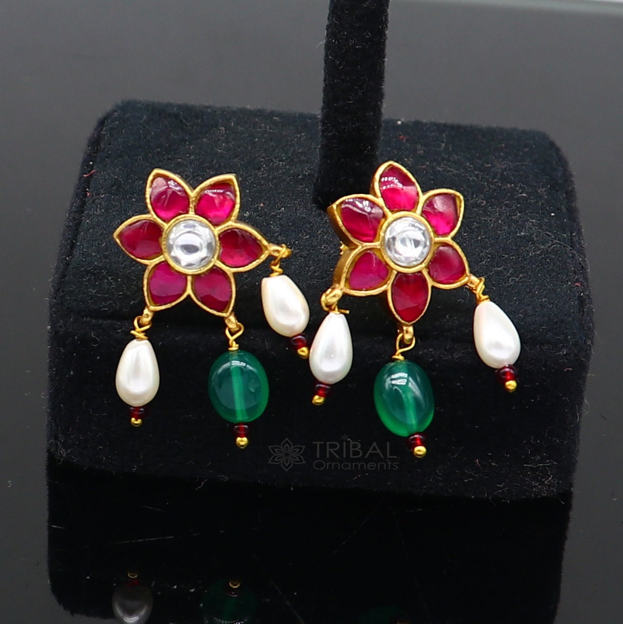 925 sterling silver gold-polished handmade kundan flower-shaped stud earrings with green and red stones, modern trendy jewelry.