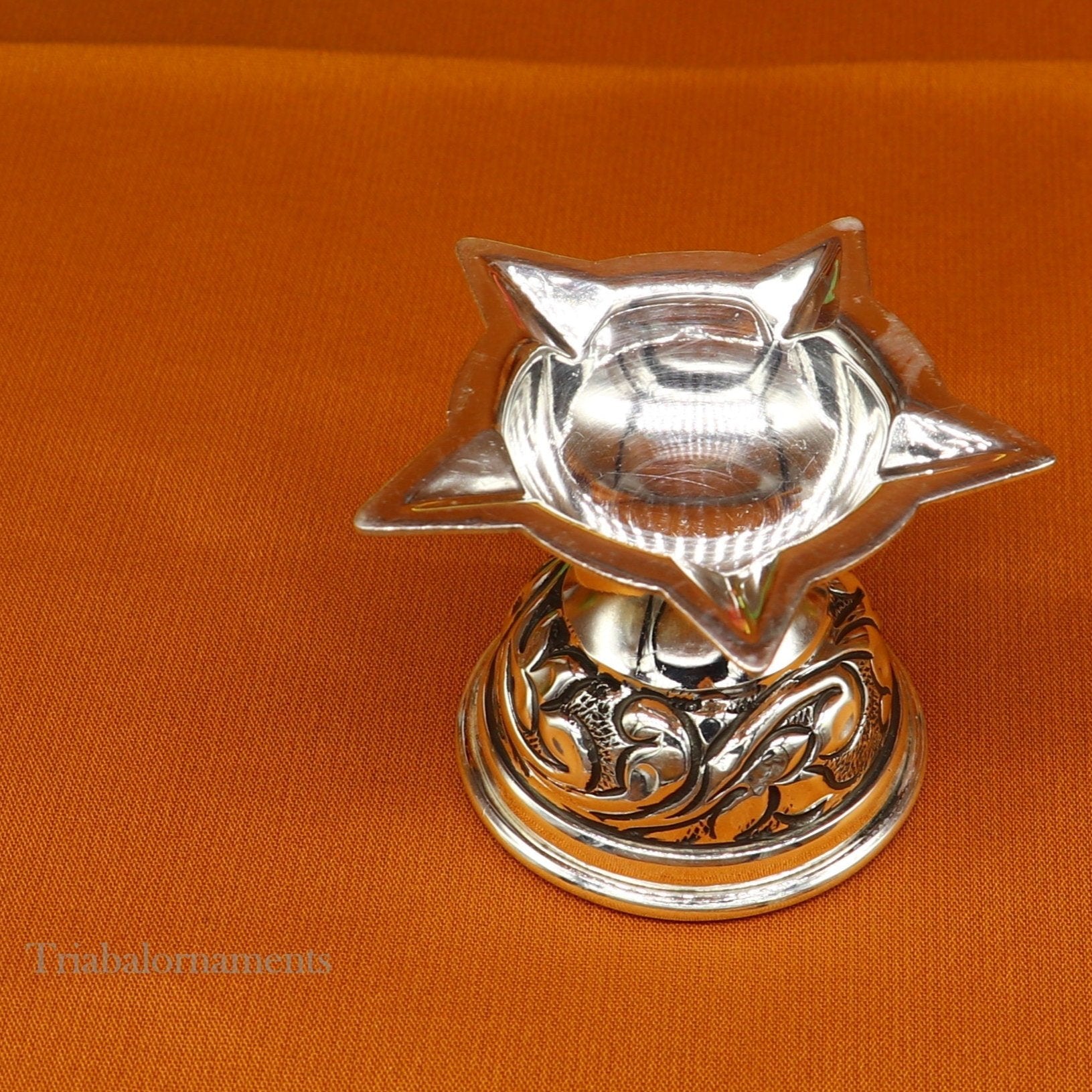 925 sterling silver gorgeous chitai work kandrai work design oil lamp, silver Deepak, silver temple article, Diwali puja utensils art su500 - TRIBAL ORNAMENTS