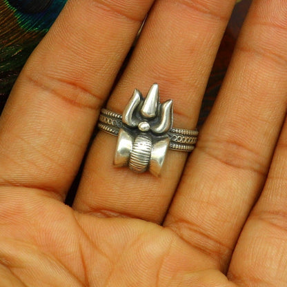Sterling silver Lord Shiva Trident ring with adjustable band, unisex jewelry featuring a detailed Trushul design by Tribal Ornaments.