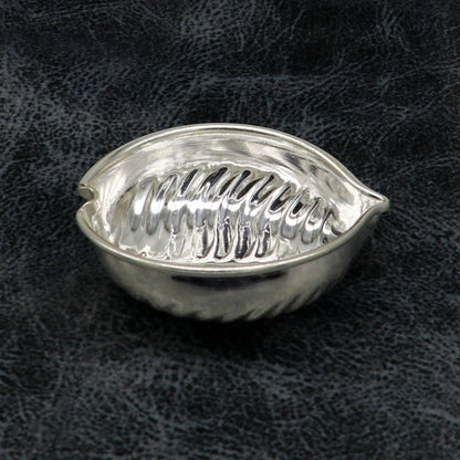 925 silver handcrafted tilak and sindur bowl with saffron sandal design, ideal for puja and home temple rituals.