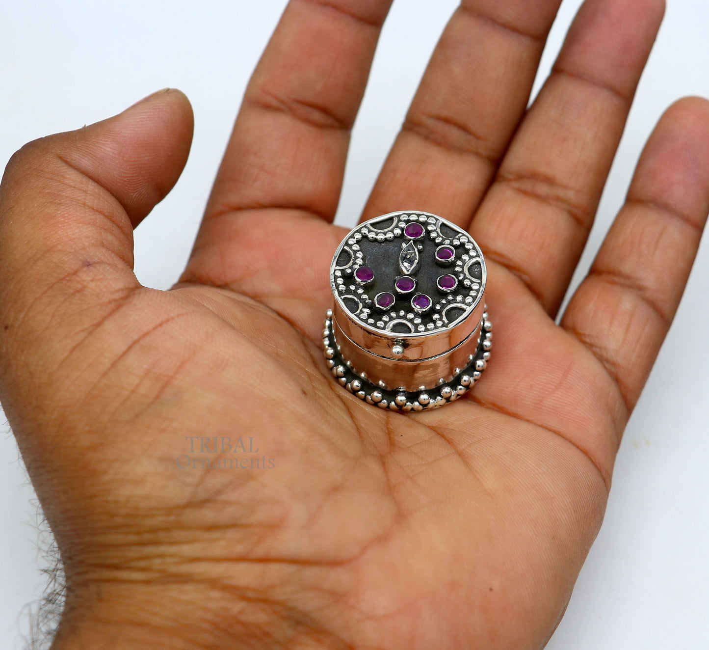 925 sterling silver handcrafted round shape design red stone work trinket box, kajal eyeliner box, Sindur box brides gift silver box stb762 - TRIBAL ORNAMENTS