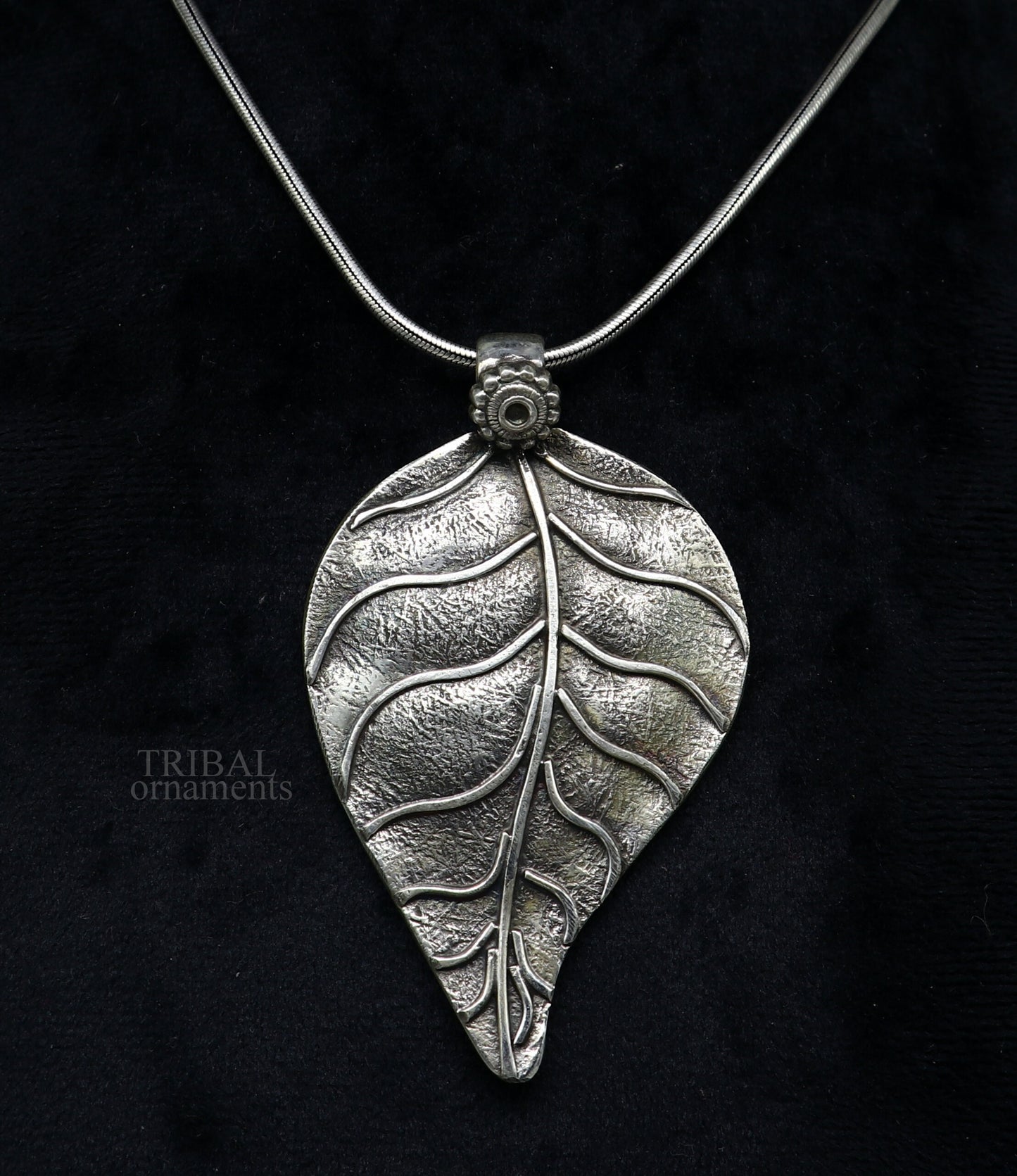 925 sterling silver handcrafted tree leaf design tribal ethnic pendant antique design wedding charm pendant necklace jewelry india ssp1509 - TRIBAL ORNAMENTS