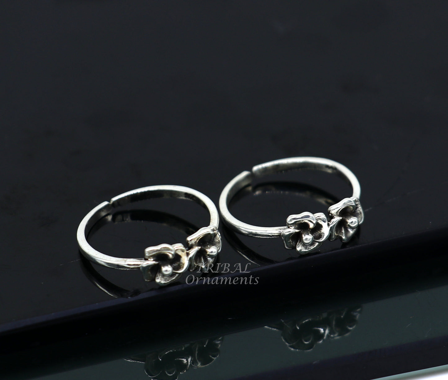 925 sterling silver handcrafted unique design vintage ethnic design brides toe ring for girl's women's ytr25 - TRIBAL ORNAMENTS