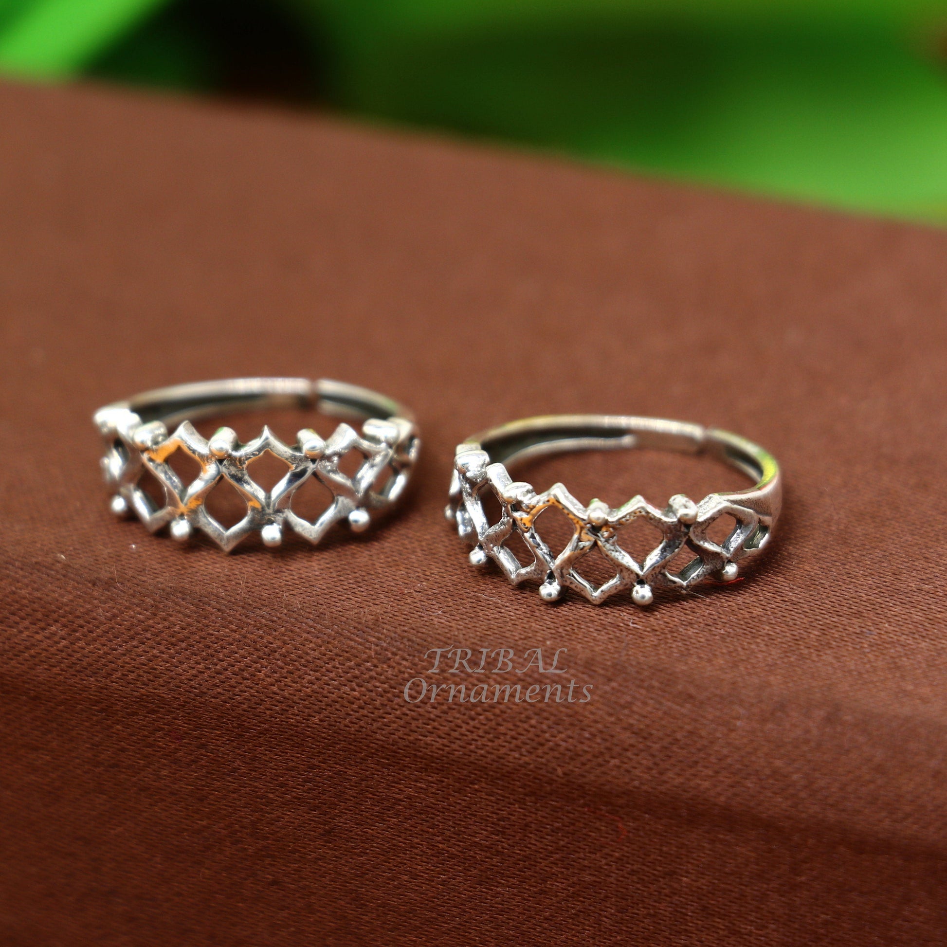 925 sterling silver handcrafted unique design vintage ethnic design brides toe ring for girl's women's ytr27 - TRIBAL ORNAMENTS