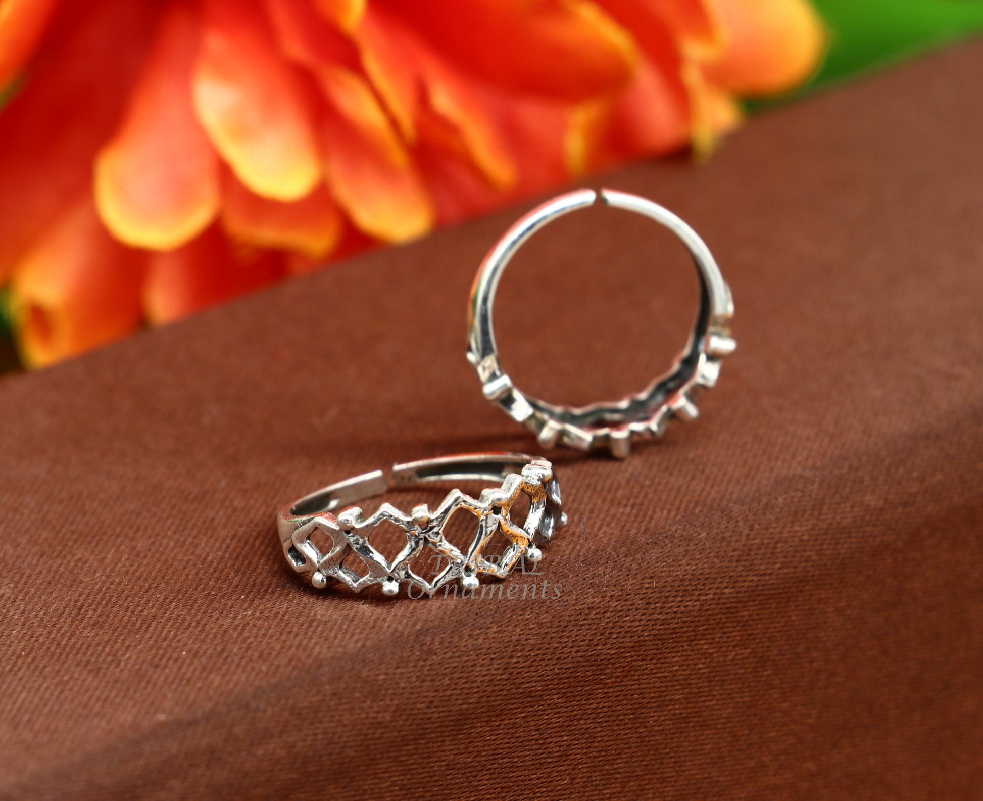 925 sterling silver handcrafted unique design vintage ethnic design brides toe ring for girl's women's ytr27 - TRIBAL ORNAMENTS