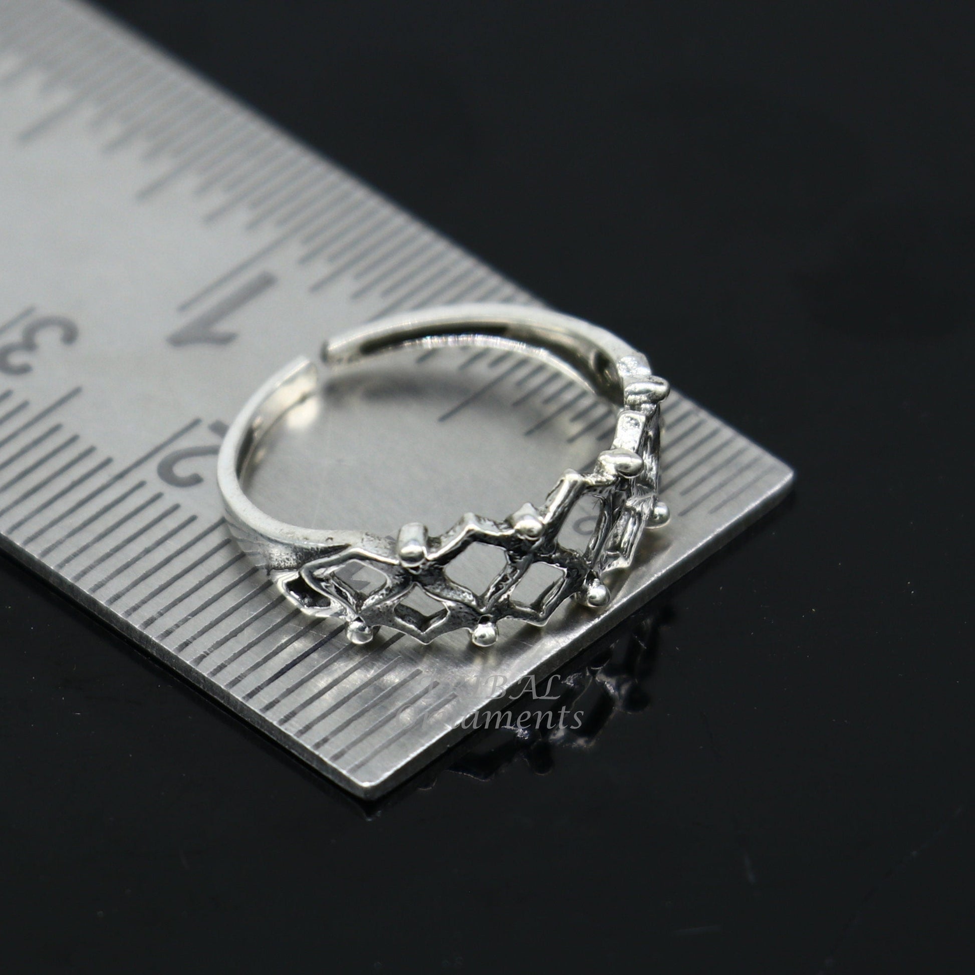 925 sterling silver handcrafted unique design vintage ethnic design brides toe ring for girl's women's ytr27 - TRIBAL ORNAMENTS