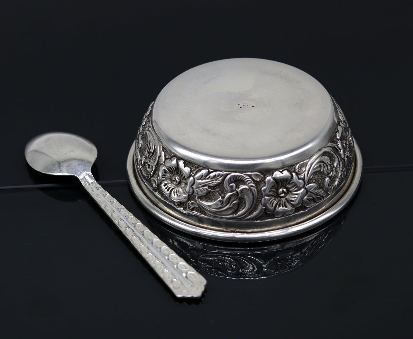 925 sterling silver handcrafted work solid silver bowl and spoon, silver has antibacterial properties, stay healthy, silver vessels sv74 - TRIBAL ORNAMENTS