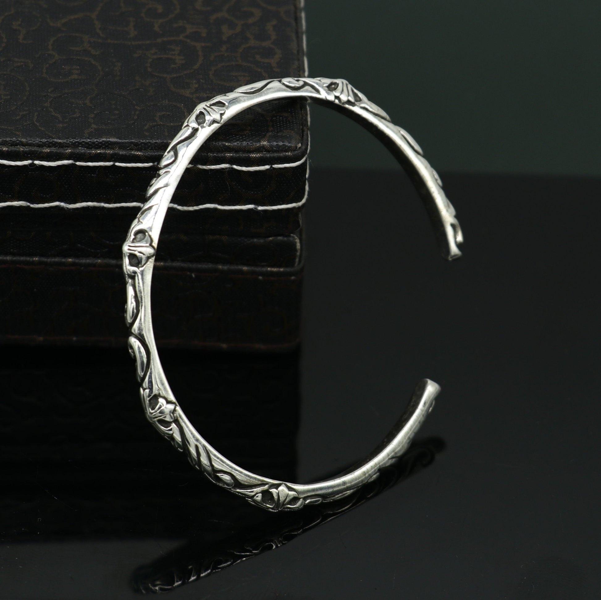 925 sterling silver handcrafted work Superior Quality Graceful Design Glossy Plain solid Bracelet Kada for Men and women's gifting cuff50 - TRIBAL ORNAMENTS