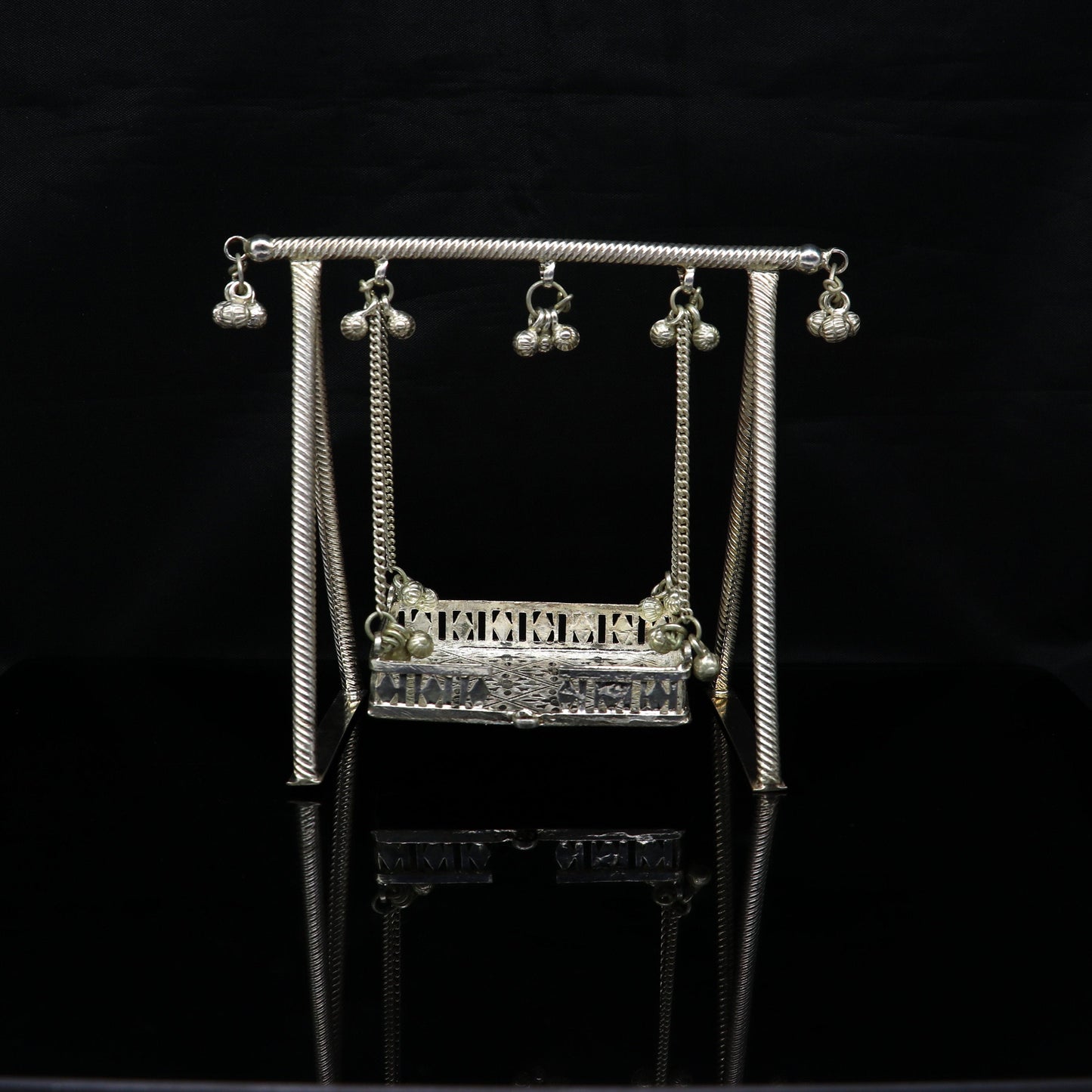 925 sterling silver handmade Bal Gopala jhula, little Krishna swing, child krishan palana, silver jhula, laddu gopal jhula, silver art su84 - TRIBAL ORNAMENTS