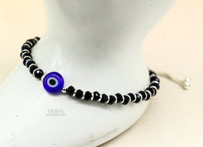 925 sterling silver handmade evil eye beaded bracelet by TRIBAL ORNAMENTS, adjustable girl’s jewelry with colorful beads and evil eye charm.
