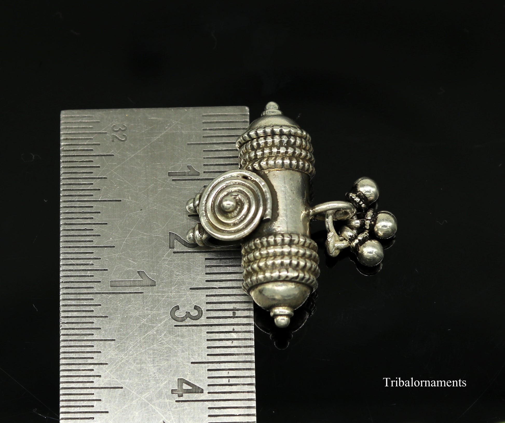 925 sterling silver handmade chitai work amulet pendant, box pendant, container box pendant customized charm jewelry belly dance  nsp384 - TRIBAL ORNAMENTS
