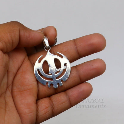 925 sterling silver Holy Khalsa Waheguru pendant featuring Sikha Sardar symbol, handcrafted by TRIBAL ORNAMENTS.