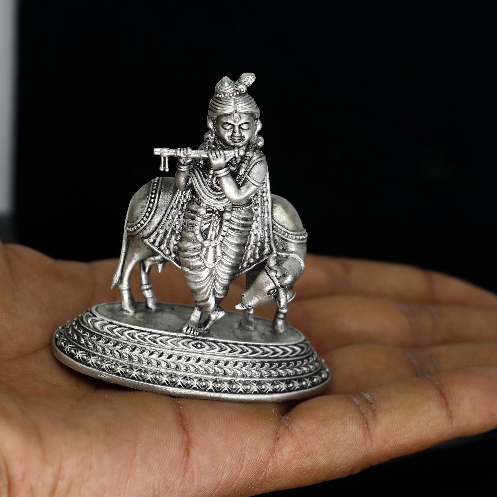 925 Sterling silver handmade design Indian Idols Lord krishna with cow & flute statue figurine, puja articles decorative diwali puja art682 - TRIBAL ORNAMENTS