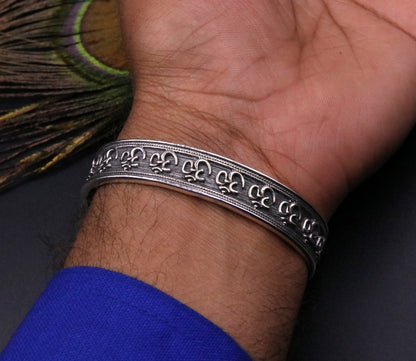 Unisex 925 sterling silver AUM Mantra cuff bangle bracelet with oxidized finish, adjustable tribal jewelry, handmade and elegant.