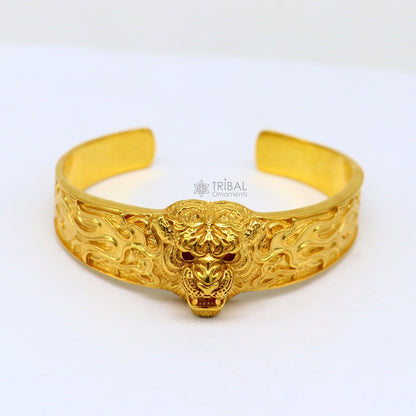 Sterling silver handmade lion face cuff bracelet with gold polish, vintage men's jewelry, tribal style solid silver kada cuff.