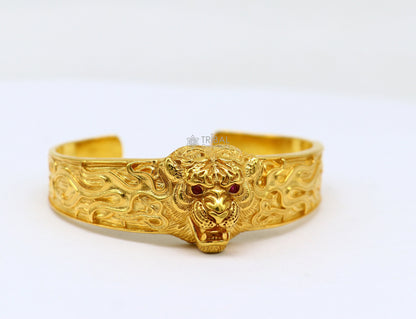 Sterling silver handmade lion face cuff bracelet with gold polish, vintage men's jewelry, solid solid tribal ornament cuff147