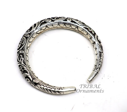 Sterling silver handmade tribal bangle bracelet with chitai work, unisex personalized tribal jewelry by TRIBAL ORNAMENTS.