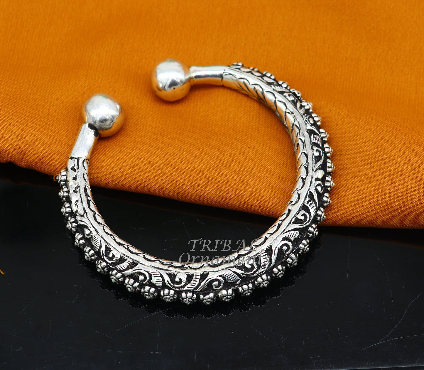 Sterling silver handmade bangle bracelet with chitai work, pearls, and tribal design, unisex and personalized jewelry by TRIBAL ORNAMENTS.