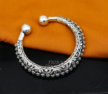 Sterling silver handmade bangle bracelet with chitai work, pearls, and tribal design, unisex and personalized jewelry by TRIBAL ORNAMENTS.