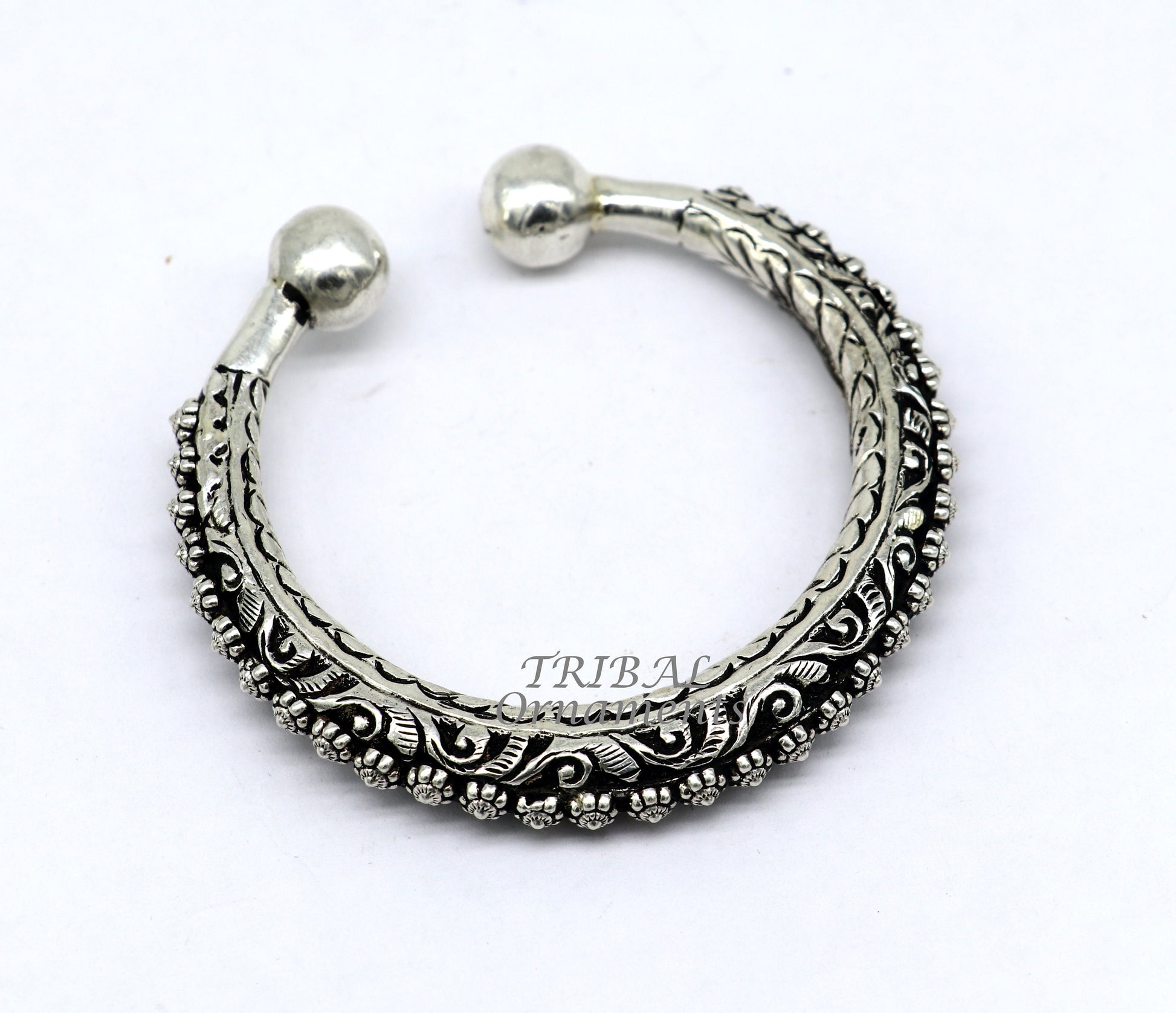Sterling silver handmade tribal bangle bracelet with chitai work and pearls, unisex customized jewelry by Tribal Ornaments.