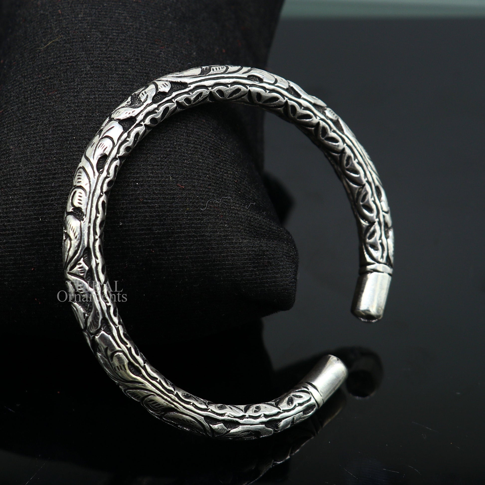 Sterling silver tribal bangle cuff with intricate chitai work, unisex handmade tribal jewelry by TRIBAL ORNAMENTS.
