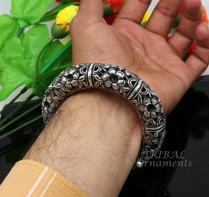 Sterling silver handmade floral vintage bangle bracelet with traditional design, perfect for wedding jewelry, by TRIBAL ORNAMENTS.