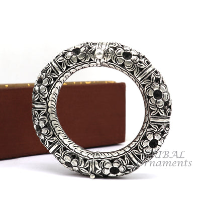 Sterling silver handmade floral bangle bracelet with vintage design, traditional wedding jewelry by TRIBAL ORNAMENTS.