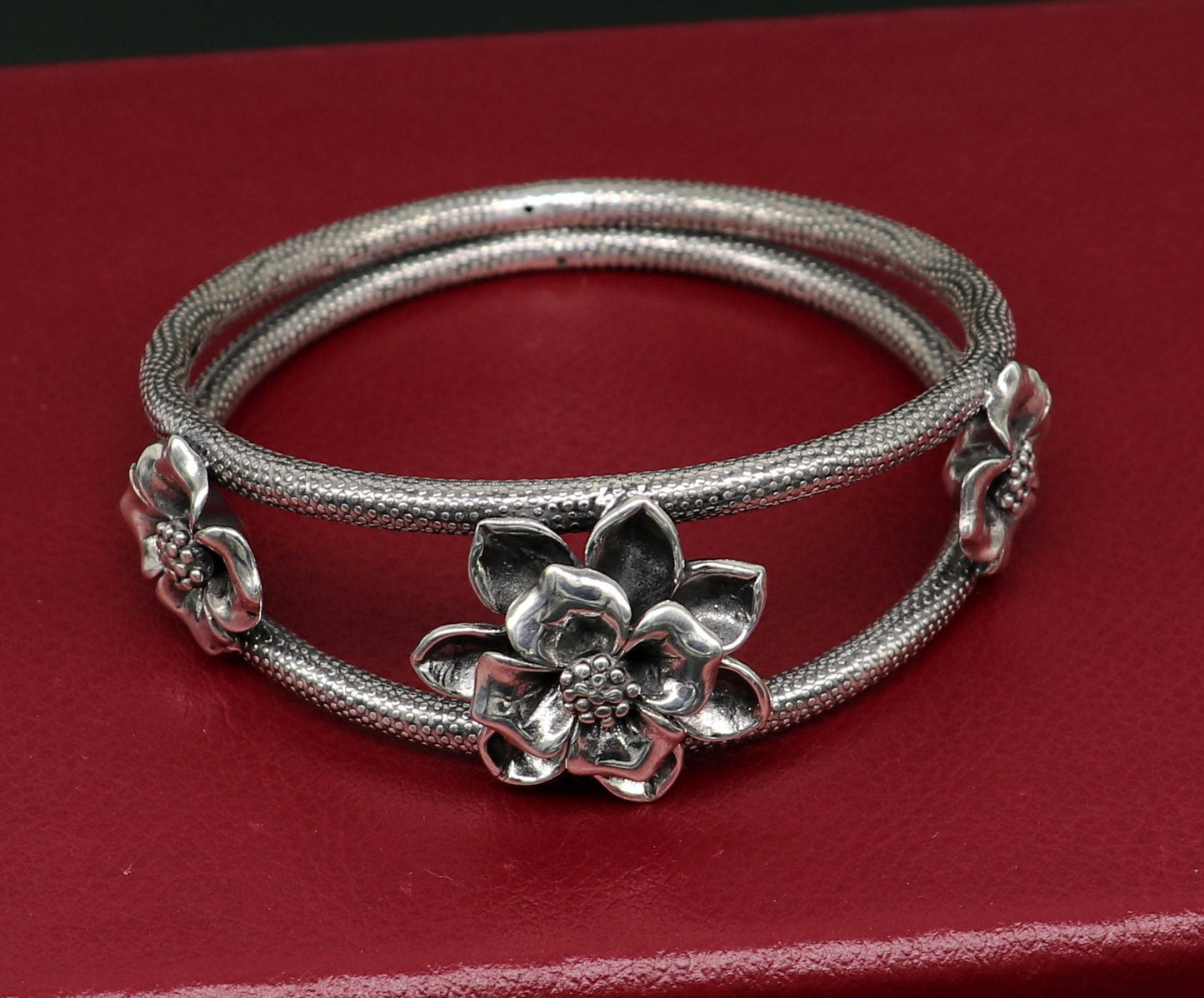 Sterling silver handmade flower design bangle bracelet with vintage style, traditional wedding jewelry by TRIBAL ORNAMENTS.
