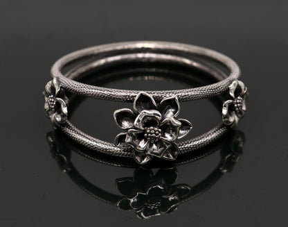 Sterling silver handmade floral bangle bracelet with vintage design, traditional wedding jewelry by TRIBAL ORNAMENTS.