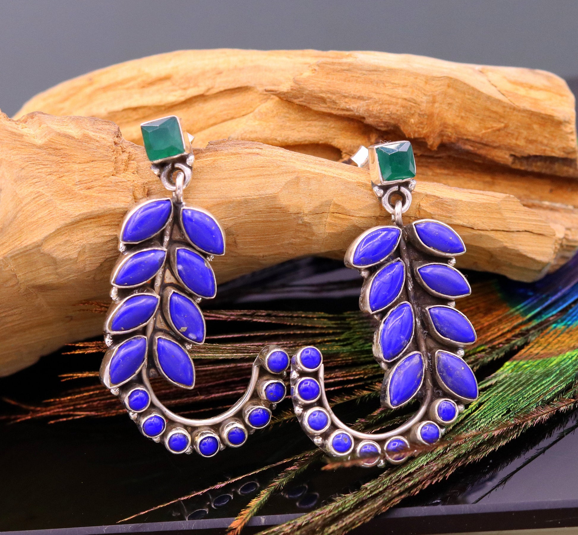 Sterling silver handmade leaf-style gemstone jadau stud earring by Tribal Ornaments, elegant silver ear jewelry for gifting.