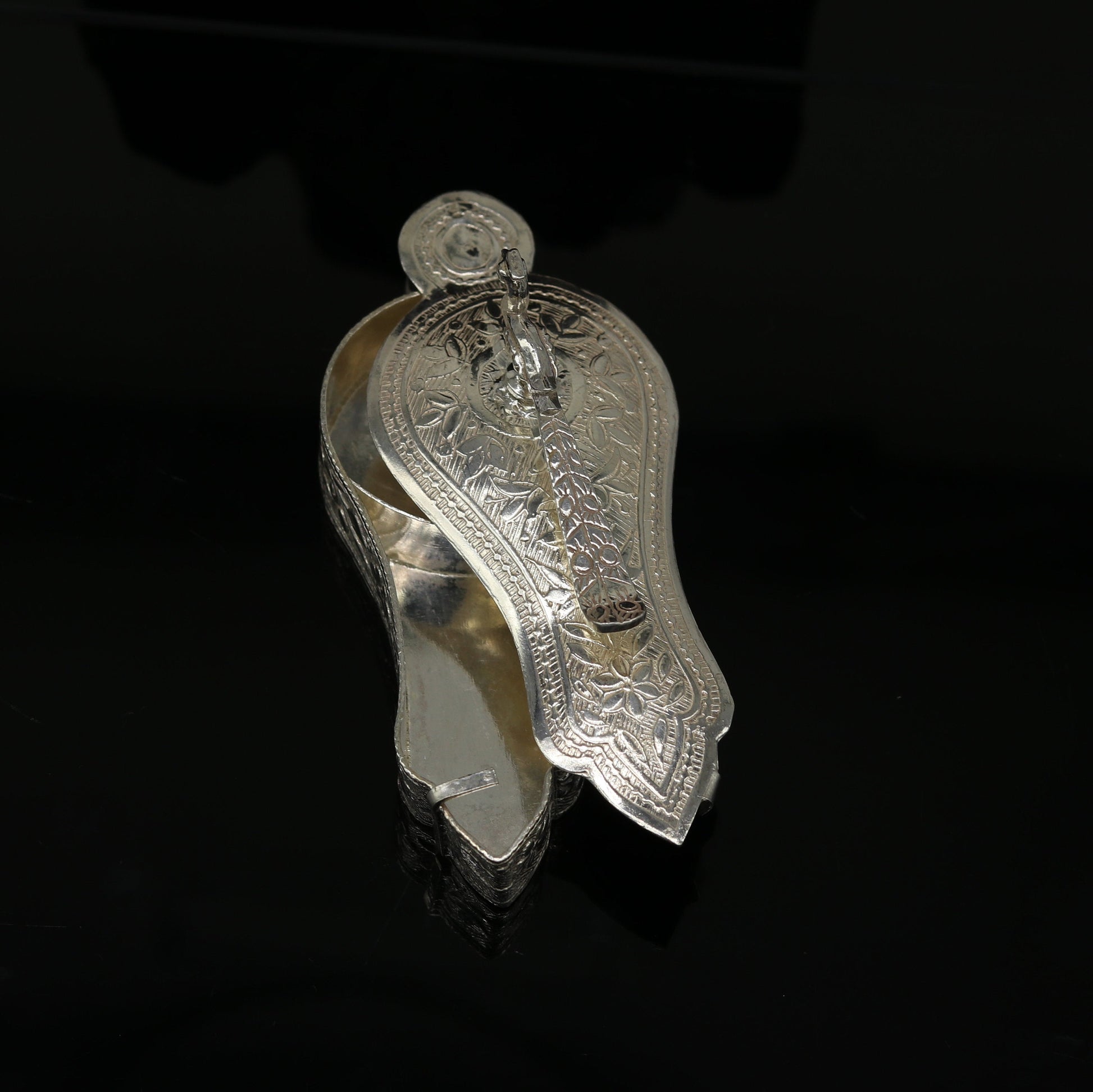 925 sterling silver handmade fabulous unique design peacock trinket box, brides gift, casket box, silver article, silver utensils su65 - TRIBAL ORNAMENTS