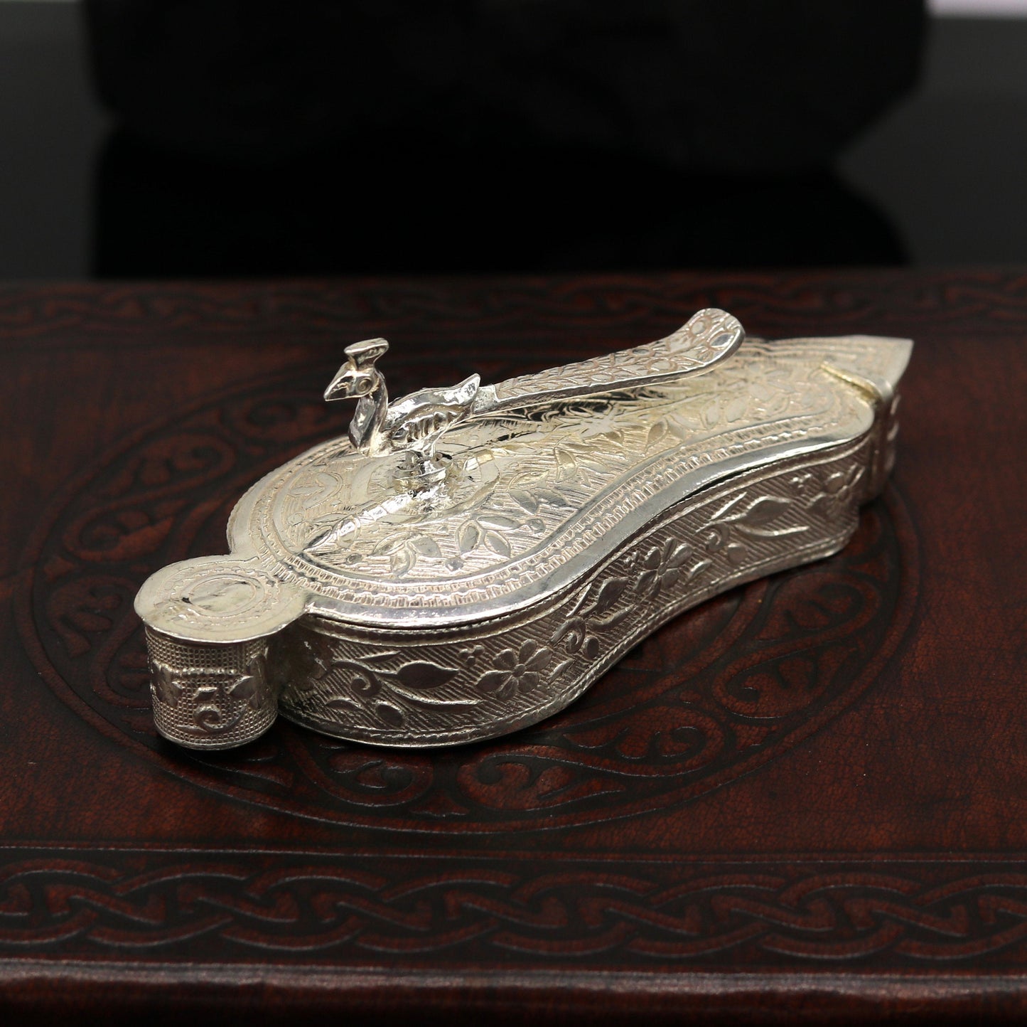 925 sterling silver handmade fabulous unique design peacock trinket box, brides gift, casket box, silver article, silver utensils su65 - TRIBAL ORNAMENTS