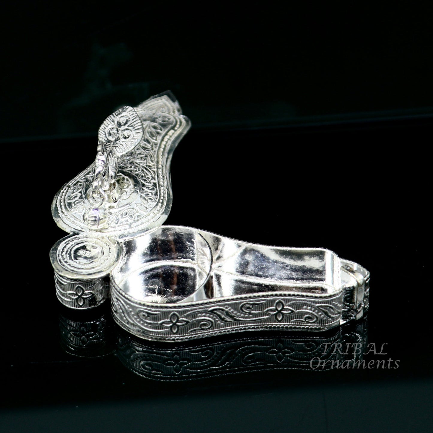 925 sterling silver handmade fabulous unique peacock design trinket box, brides gift, casket box silver article, silver sindur box stb376 - TRIBAL ORNAMENTS