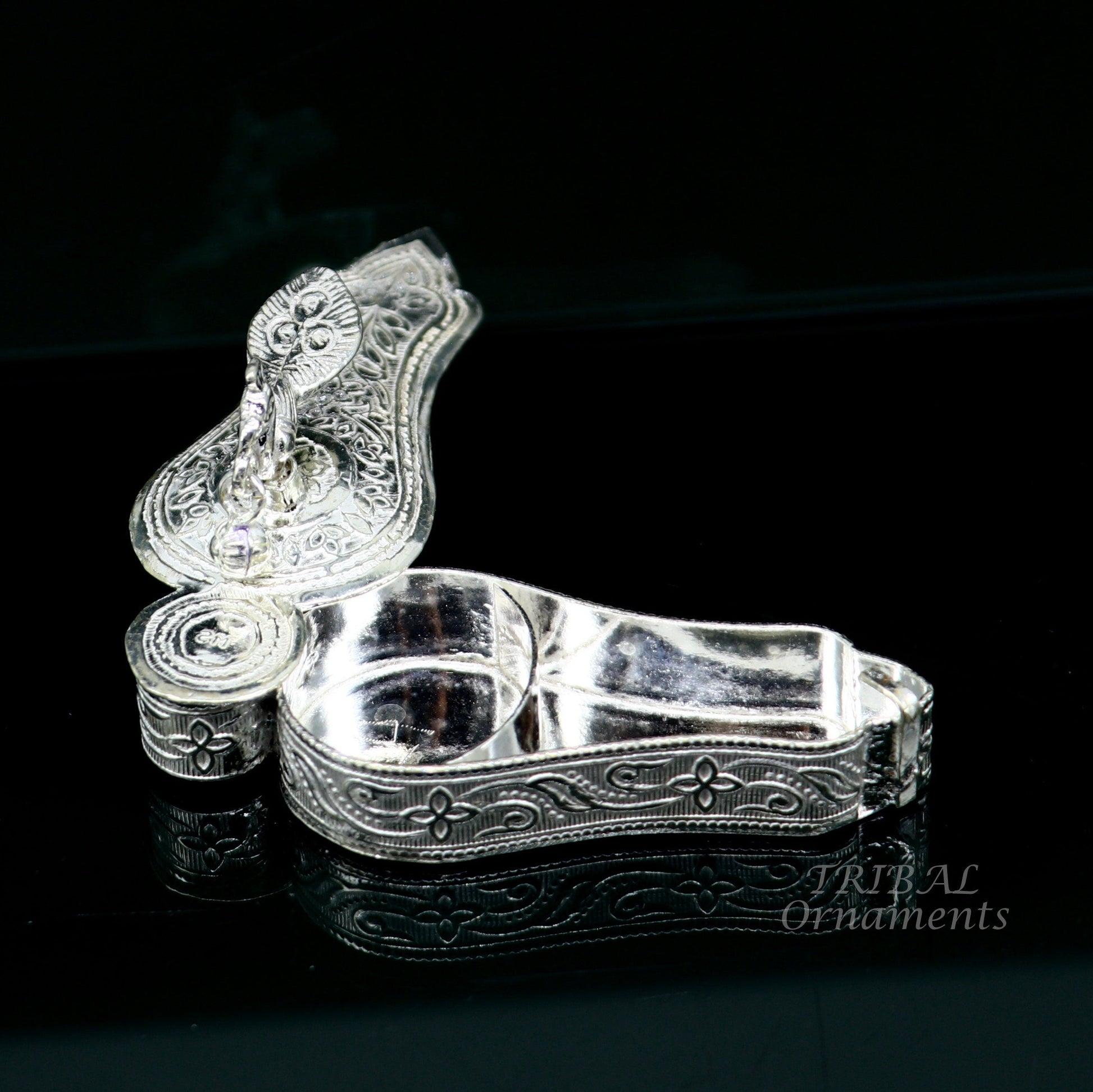 925 sterling silver handmade fabulous unique peacock design trinket box, brides gift, casket box silver article, silver sindur box stb376 - TRIBAL ORNAMENTS
