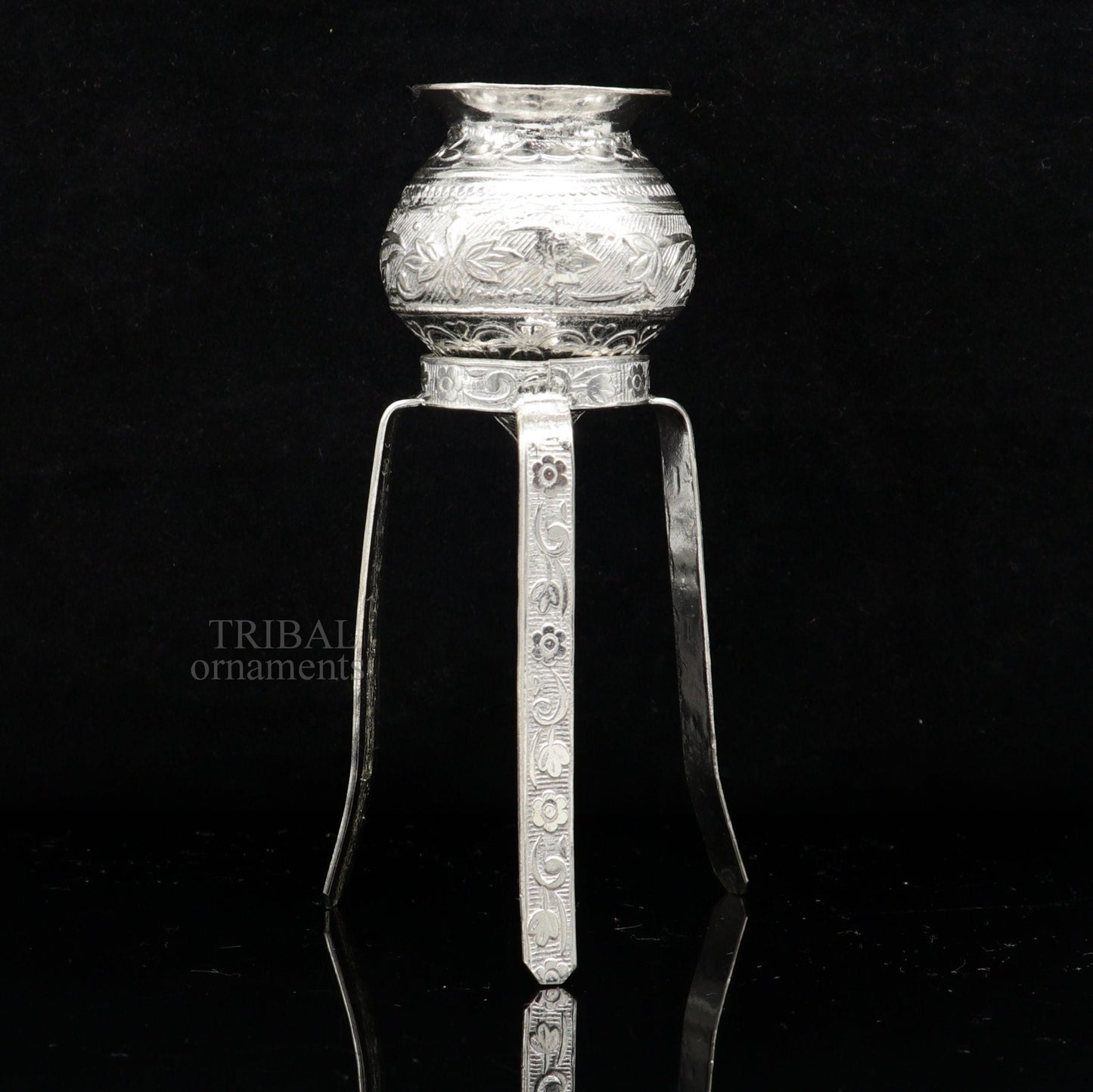 925 sterling silver handmade God shiva lingam water flow pot or puja kalas for Abhishek of lingam, best worshipping article from india su735 - TRIBAL ORNAMENTS