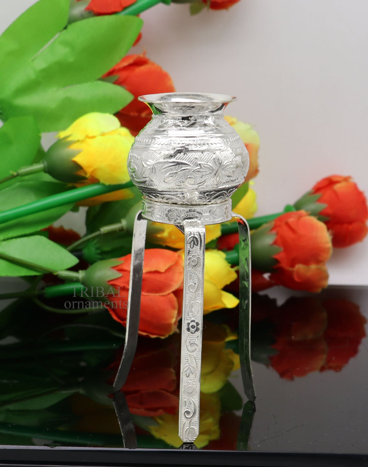 925 sterling silver handmade God shiva lingam water flow pot or puja kalas for Abhishek of lingam, best worshipping article from india su735 - TRIBAL ORNAMENTS