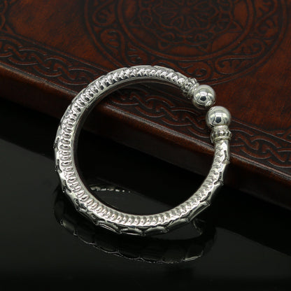 Handmade 925 sterling silver bangle bracelet with vintage antique design, unisex stylish jewelry by Tribal Ornaments.