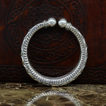 Sterling silver handmade bangle bracelet with vintage antique design, unisex stylish jewelry by Tribal Ornaments.
